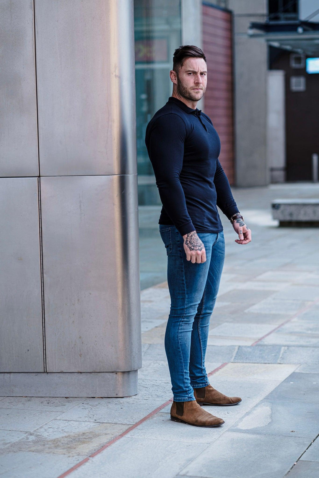 Muscle Fit Navy Polo. A Proportionally Fitted and Muscle Fit Polo Shirt. Ideal for muscular guys.